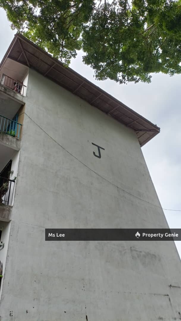 Blok J 4th floor @ Puchong Perdana  - near LRT - Ready 31/12/2025