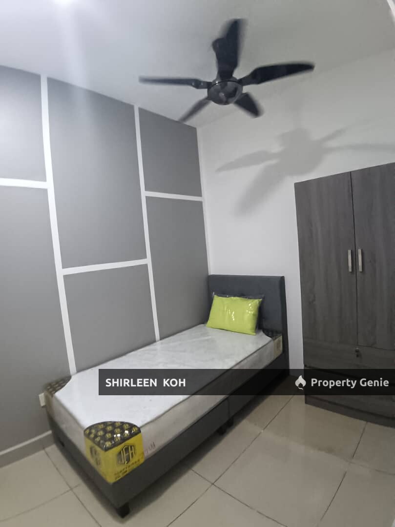 Female Room for rent at Austin Regency @ Taman Moun Austin
