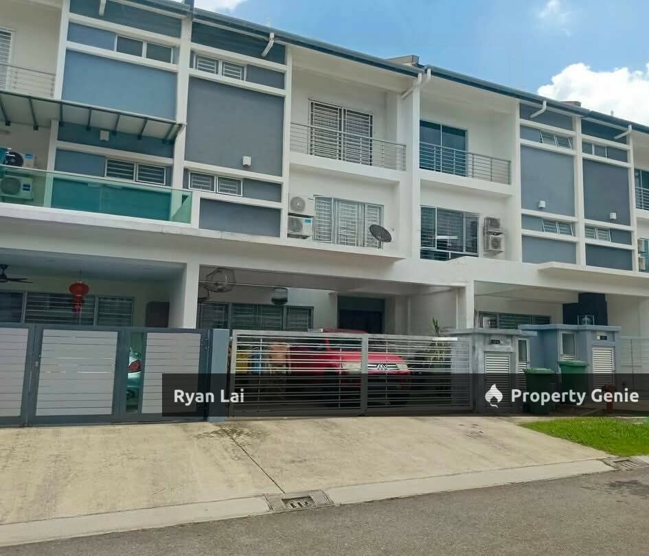 3 Storey Terrace Fairfield Residences🔥🔥Save up to 244k | Below Market Value 27% Auction Property! 🔥🔥