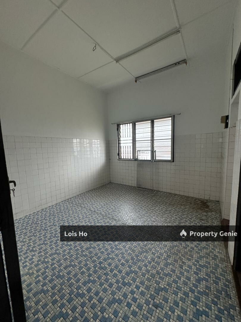 FOR SALE Tmn asean double storey house Freehold Selling price 490k