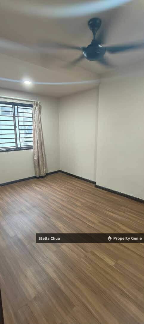 For RENT 🏡Double Storey House 📍Jalan Dedap Taman Johor Jaya