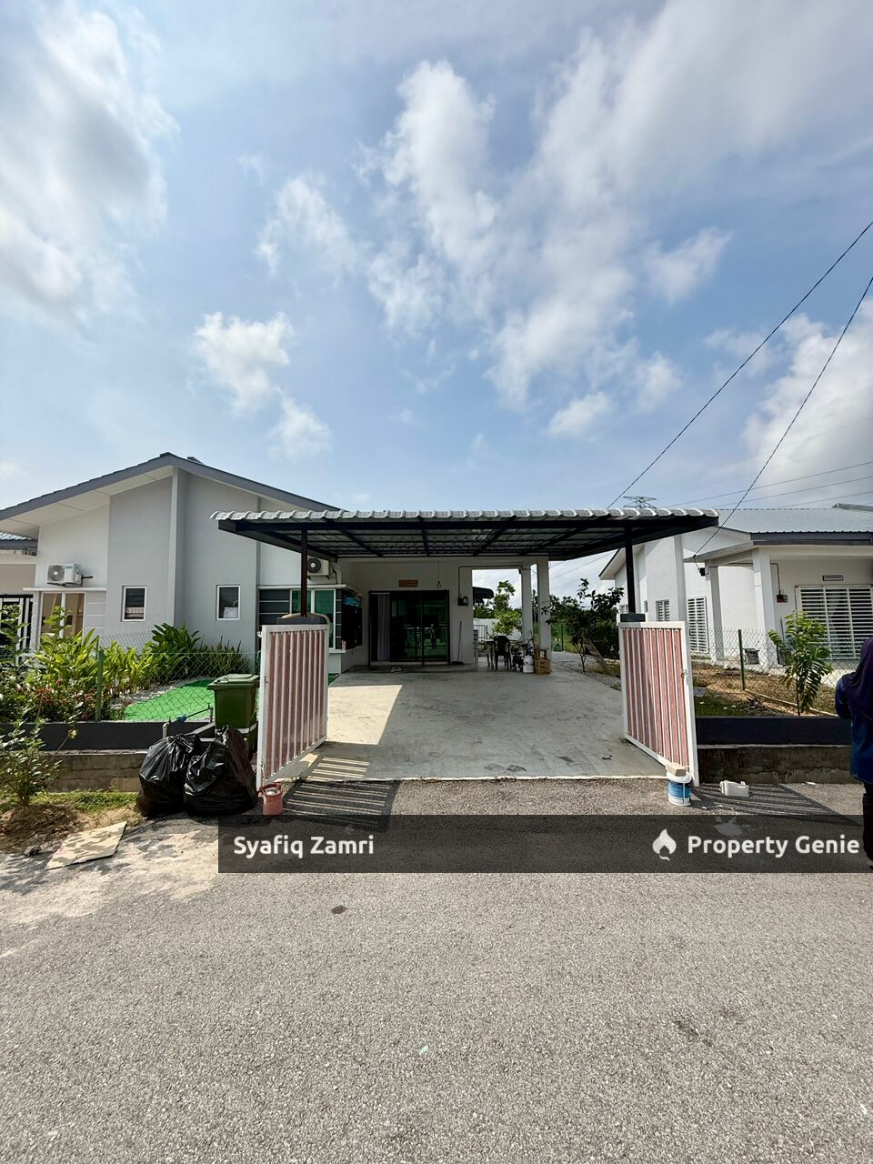 SEMI-D PENOR MAKMUR, KUANTAN