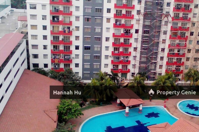 Vista Pinggirian Apt Seri Kembangan BMV RM98k