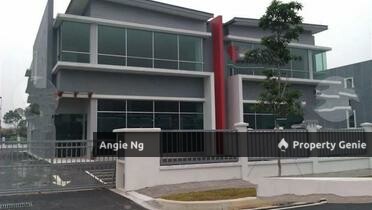 Jln Puteri , Bandar Puteri Puchong Selangor 3 Storey Semi-D Factory for Sale
