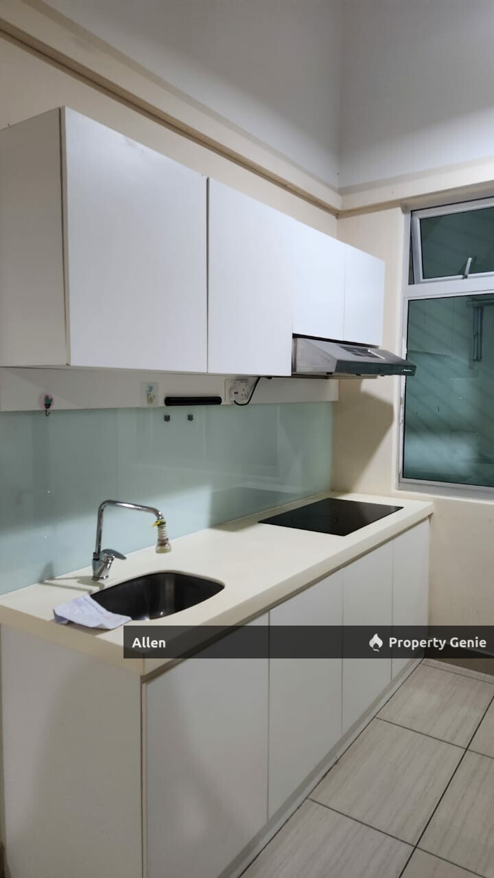 Manhattan SOVO 1-Bedroom, Partially Furnished