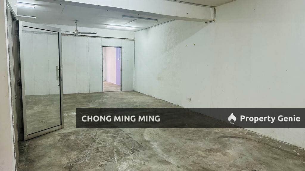 3 Storey Shop @ Kemayan Square Seremban for Rent