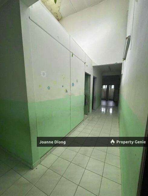 Single Storey Corner House Sungai Way