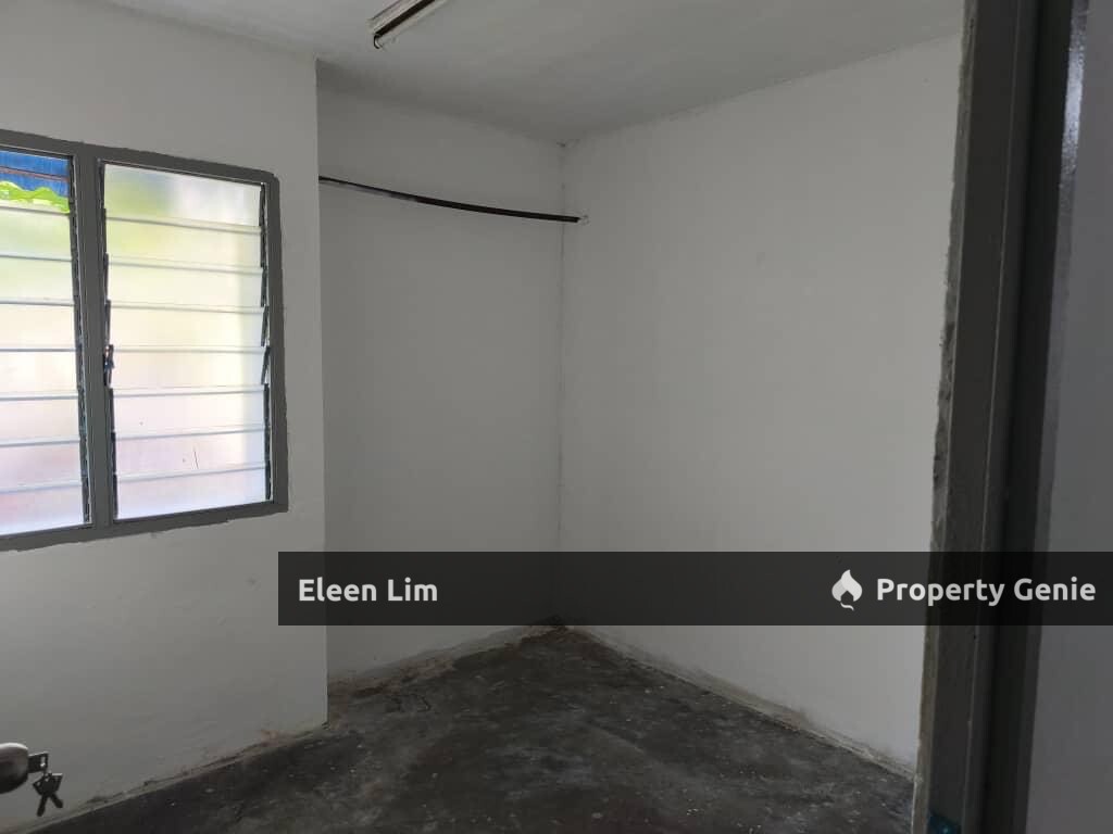 Jalan Pelangi Flat Rent