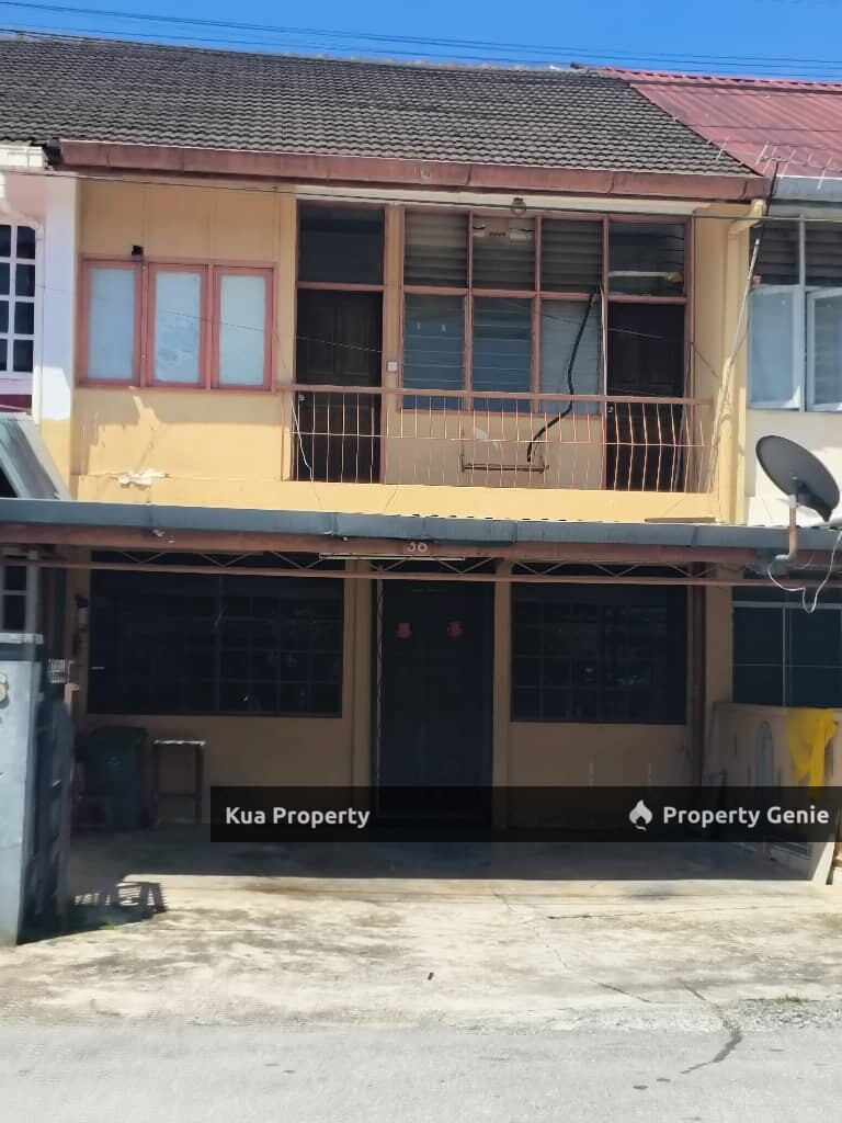 Double Storey Terrace Intermediate House FOR SALE! Located at Jalan Rock, Near Sarawak General Hospital