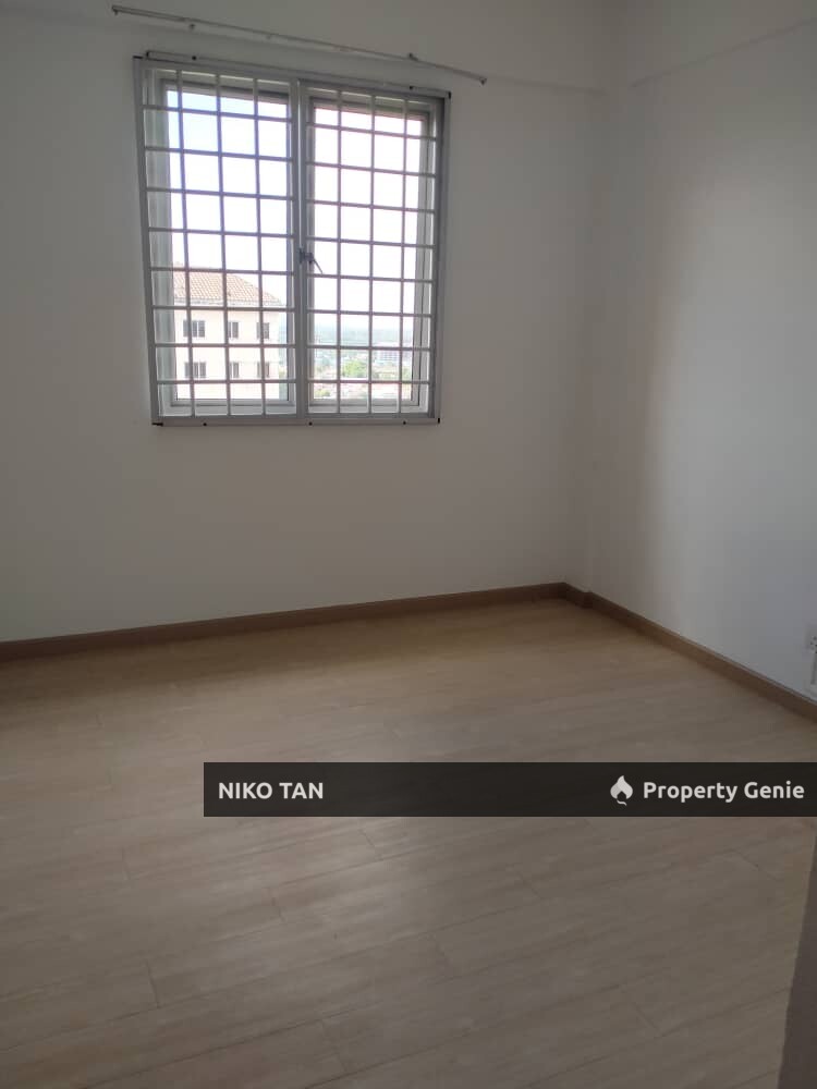 Persiaran Tanjung Apartment Renovated Tampoi For Rent