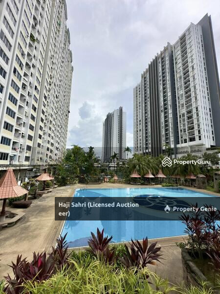 LOKASI DAN PERIHAL HARTANAH : Hartanah tersebut adalah Satu unit kondominium yang beralamat pos di No. 3C-02- 06, N-Park Resort Condominium, Jalan Batu Uban, 11700, Glugor, Pulau Pinang.