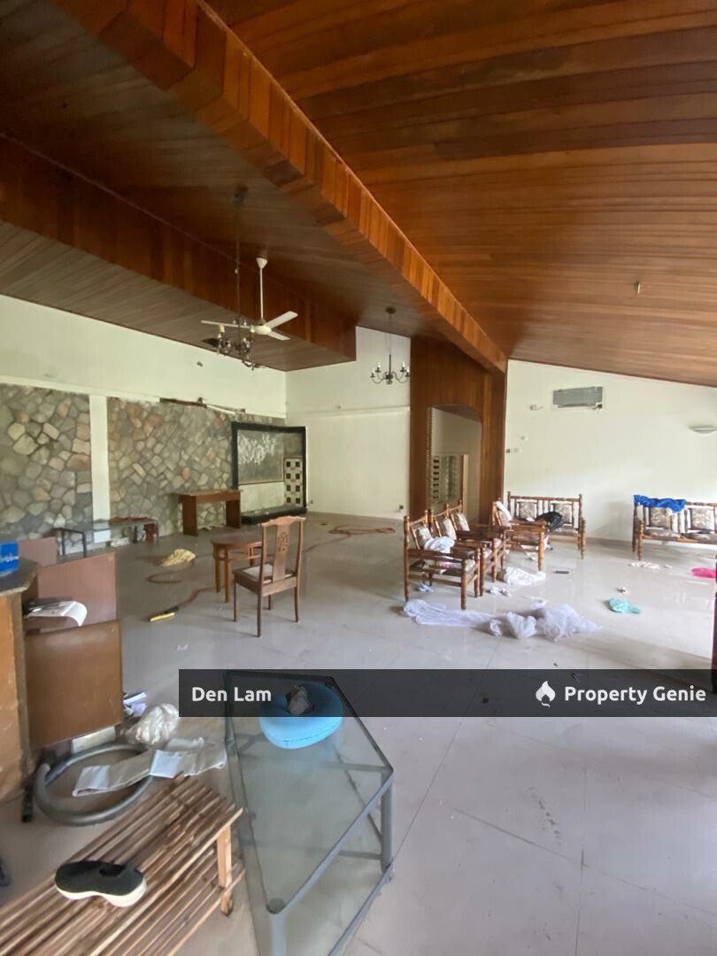 Bukit Tunku adjoining Bungalow House Below Value For sale !!