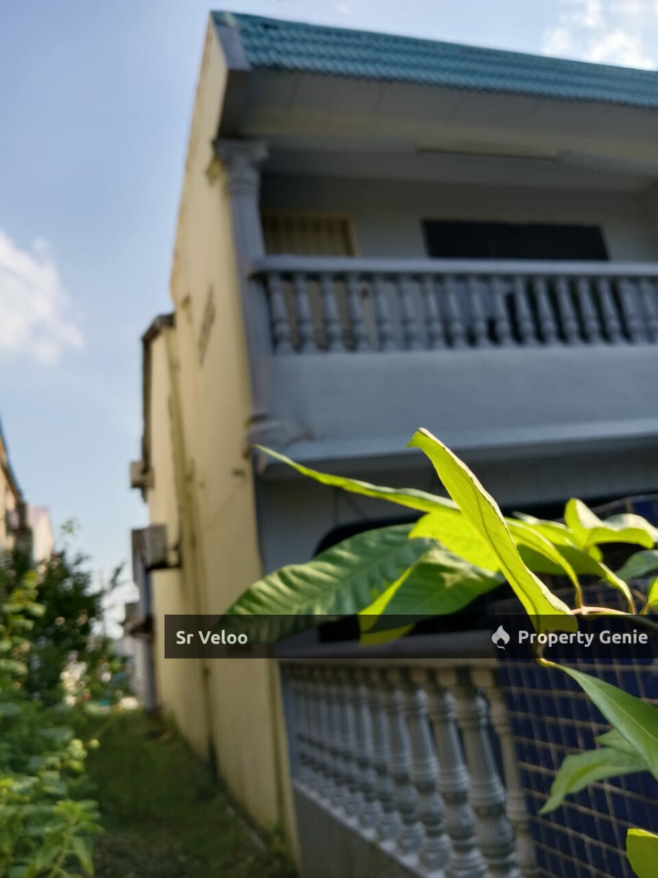 Jalan bayan, Kota puteri