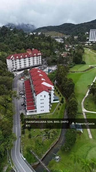 GOLF VILLA