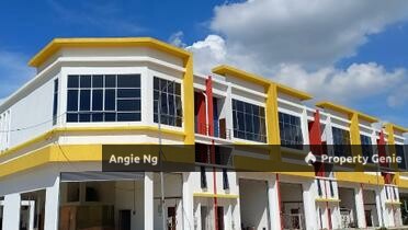 Klang Batu Belah @ 2 Storey Terrace Factory for SALE