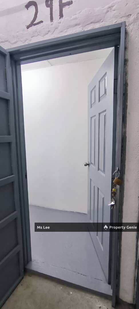 3rd Floor Shop Apartment RM 350 (Above 99 Speedmart)-Taman Sentosa @ Klang-Ready 15/8 or 1/9