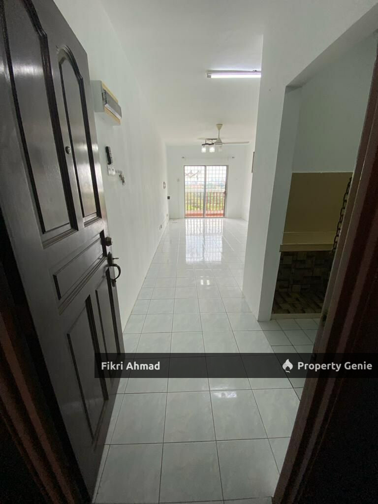FOR RENT: Laksamana Puri Condominium Batu Caves Selangor