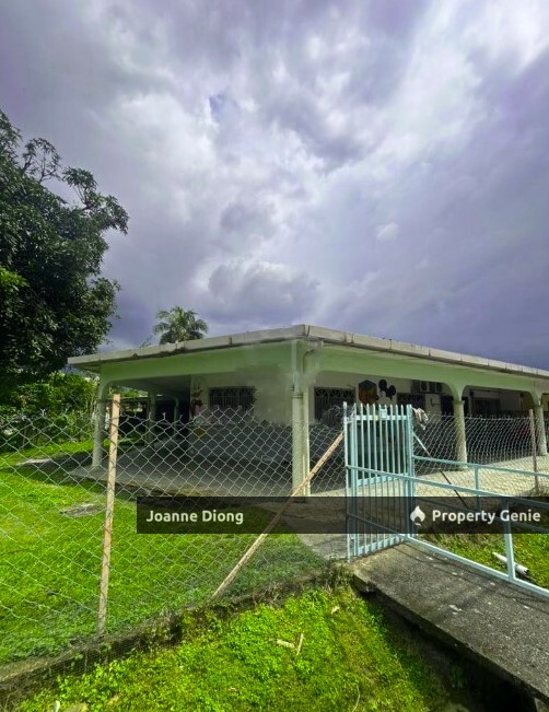 Single Storey Corner House Sungai Way