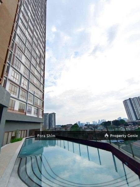 Residensi 216