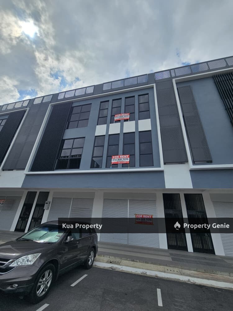 Ground Floor Intermediate Shoplot For Rent! Located at Northbank Commercial Centre, Tabuan Tranquility