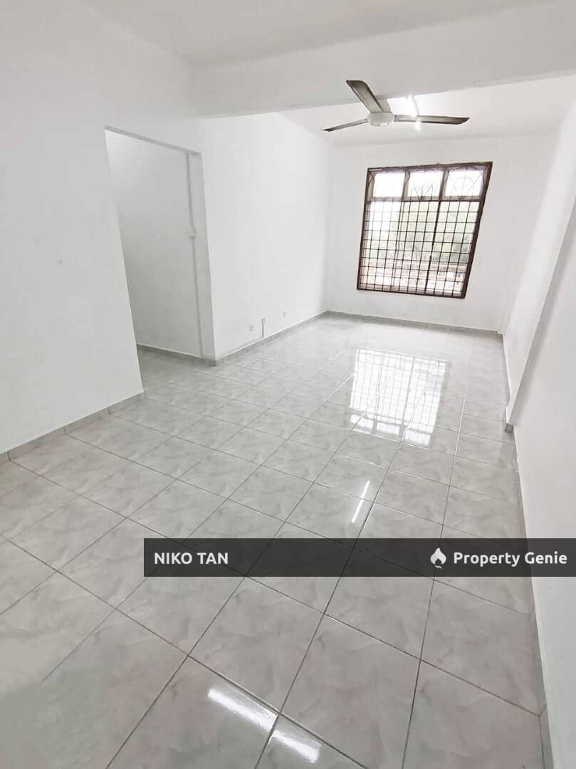 For Sale Apartment  Ria 2 Blok R Jalan Cenderai 19 ,Taman Megah Ria