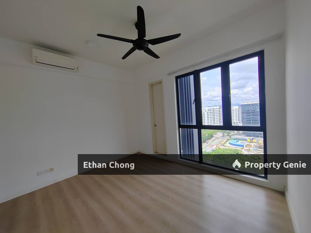 Nova Saujana Partial Furnished Unit For Rent