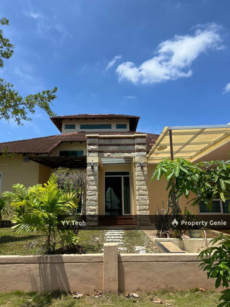 Ozana Villas Single Storey Bungalow