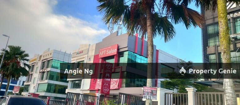 Bandar Puteri Puchong 3 Story Semi-Detached Factory for SALE