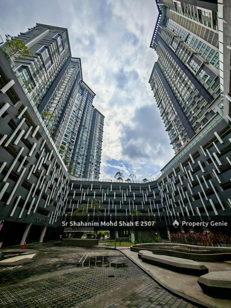 CONDOMINIUM FOR SALE - KENWINGSTON SQUARE GARDEN, CYBER 9, CYBERJAYA