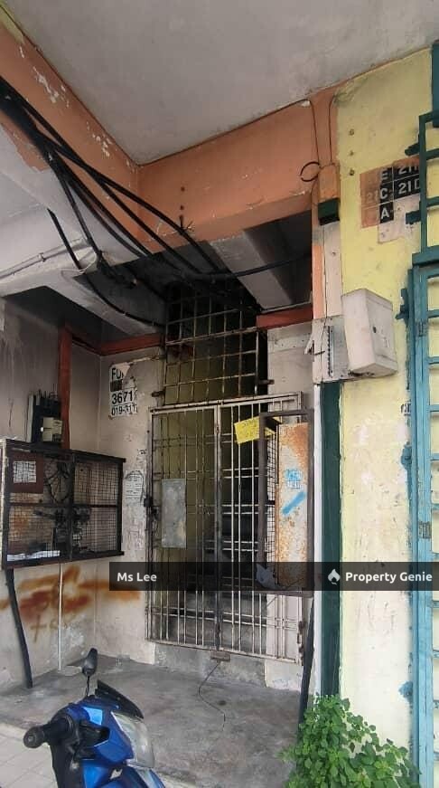 3rd floor Shop Apartment RM 350 (Pasar Malam) -Taman Sentosa @ Klang- Ready 15/7 or 31/7