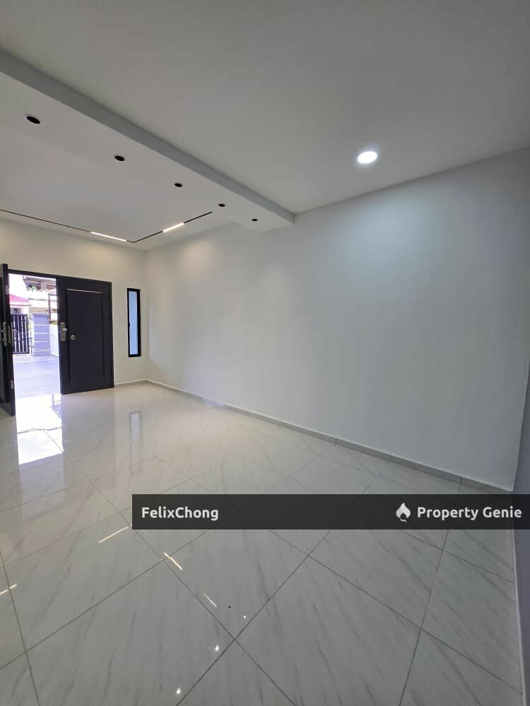 Taman Sentosa 2 Sty Terrace,Jalan Sutera,Johor Bahru,Renovated,Extend