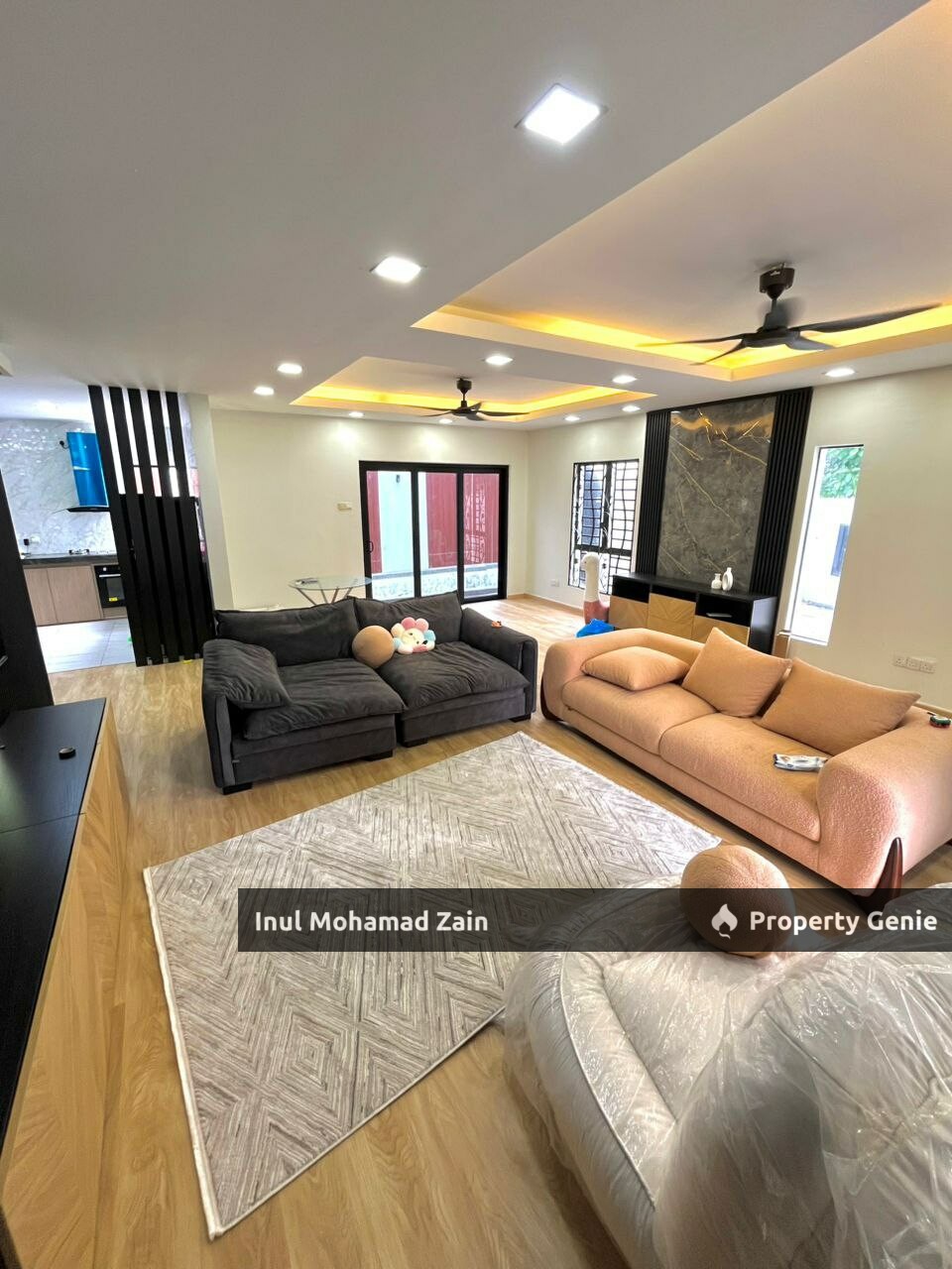 [Fully Renovated] Corner Lot Double Storey Semi-D Taman Mentari Semenyih