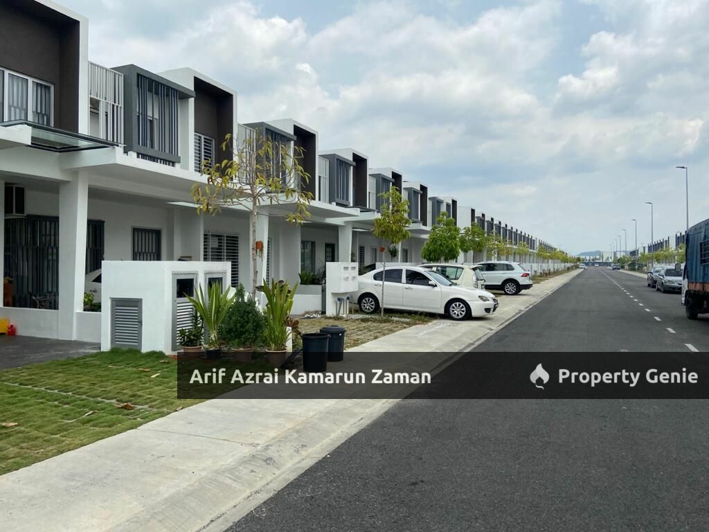 [Special Offer] Double Storey Terrace Casa View @ Cybersouth, Dengkil | 4R3B | RM650,000