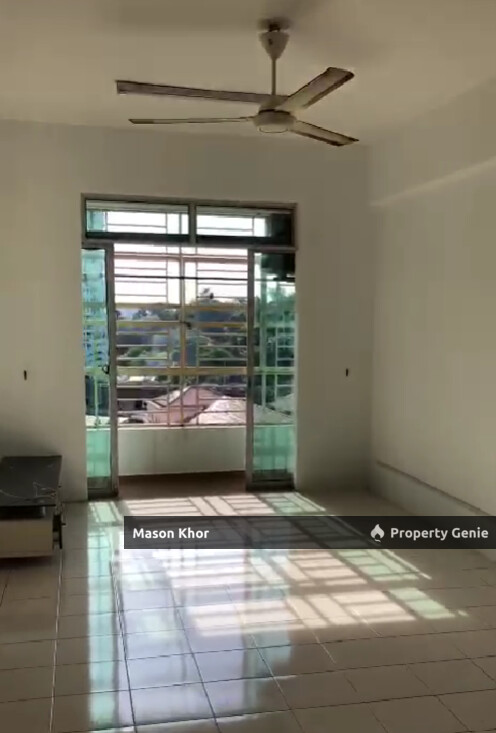 PANGSAPURI KRYSTAL SURIA 750sf BASIC FURNISHEDT BAYAN LEPAS