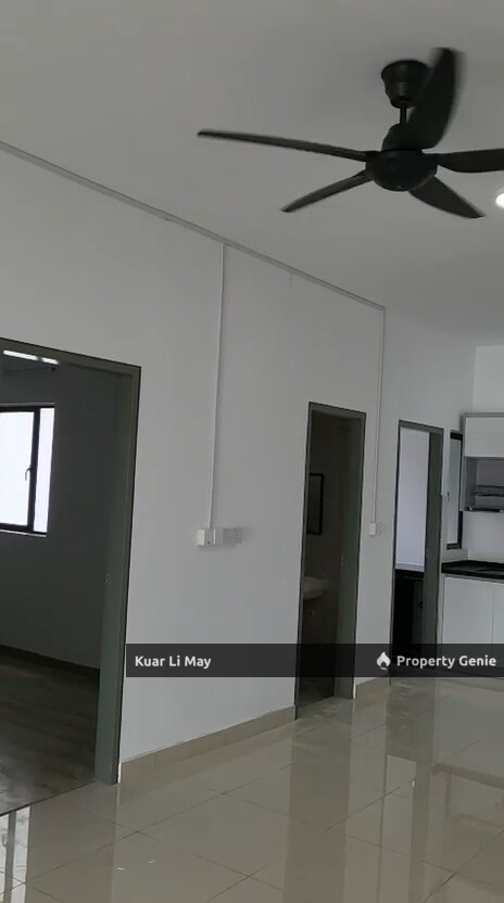 4 Parking The Herz For Sale
