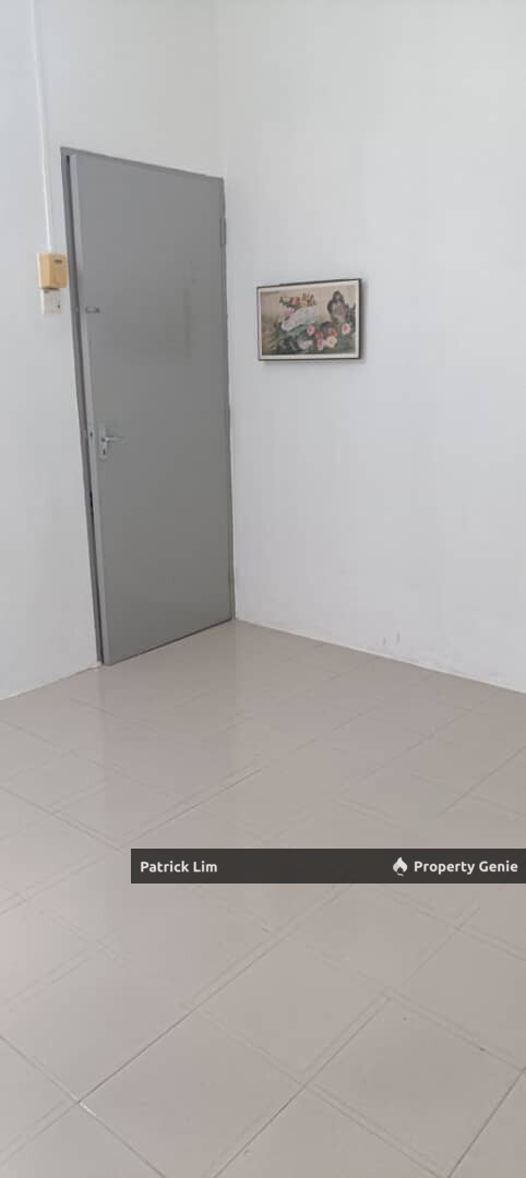 Taman Melaka Baru Batu Berendam - Single Storey Terrace House For Rent