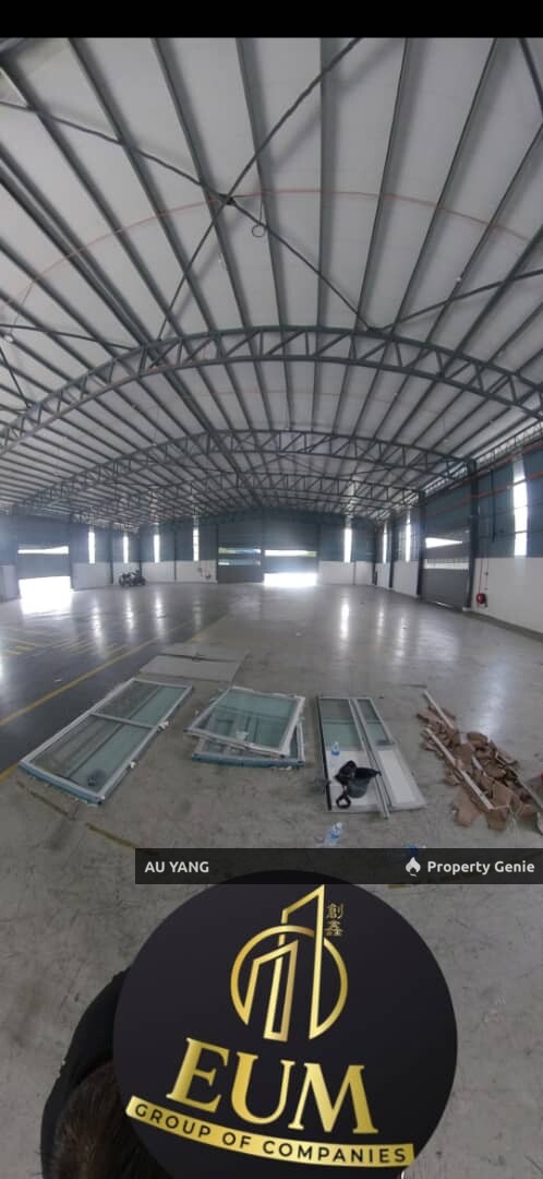 NEW 1.5 Storey Semi-D Industry/Warehouse  LOCATED AT KULIM LUNAS 新1.5 层半独立工业/仓库马克穆尔工业园区