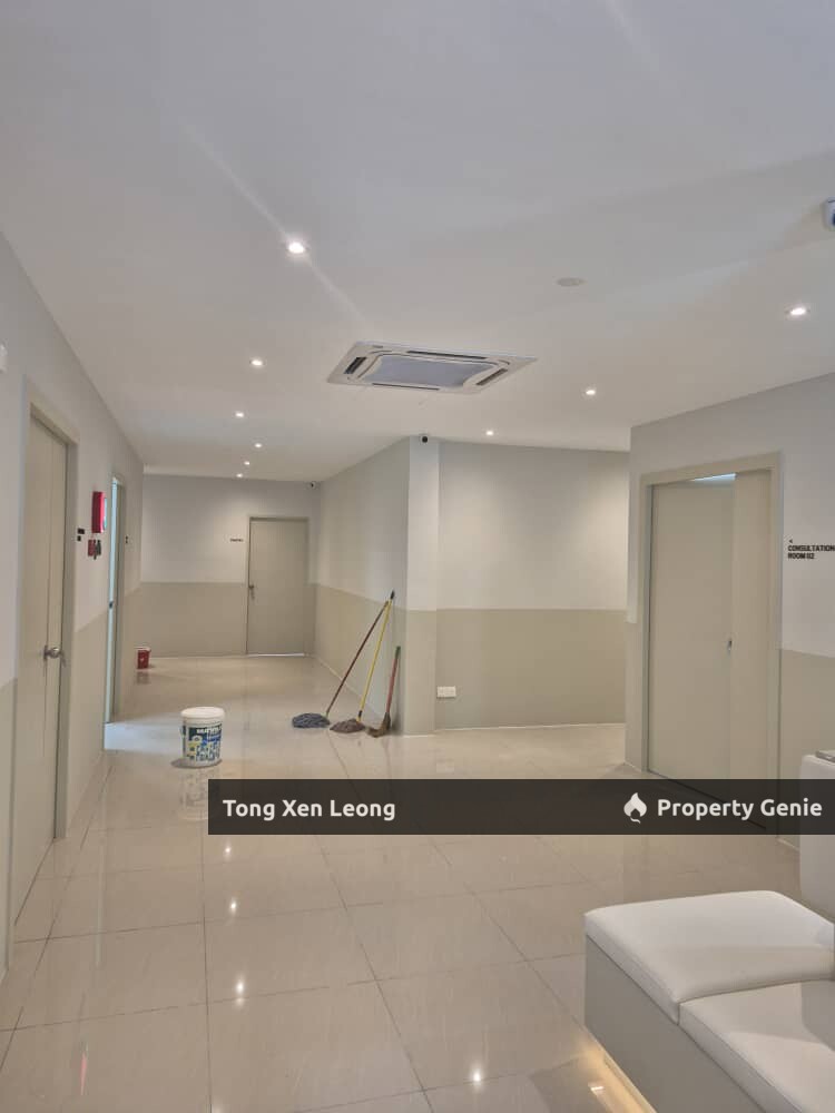 Double Storey Facing Mainroad Shoplot For Sale @ Merdeka Permai !!