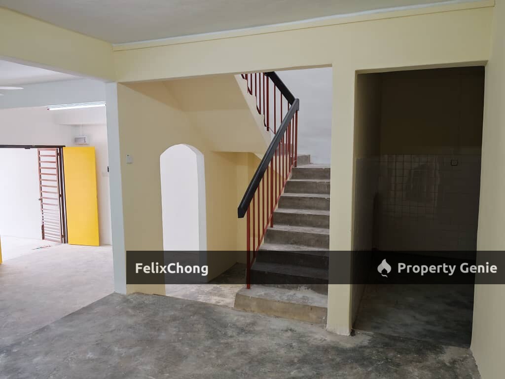 Taman Berlian 2 Sty Terrace,Jalan Berlian,Kluang,Renovated