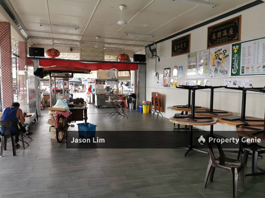 Ayer Itam Market 3 Storey Shophouse Wide Frontage
