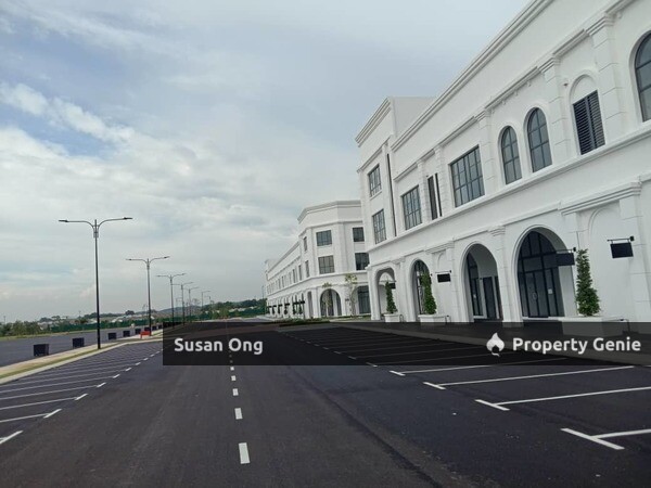 Sale-Shoplot-sale with tenancy-eco grandeur