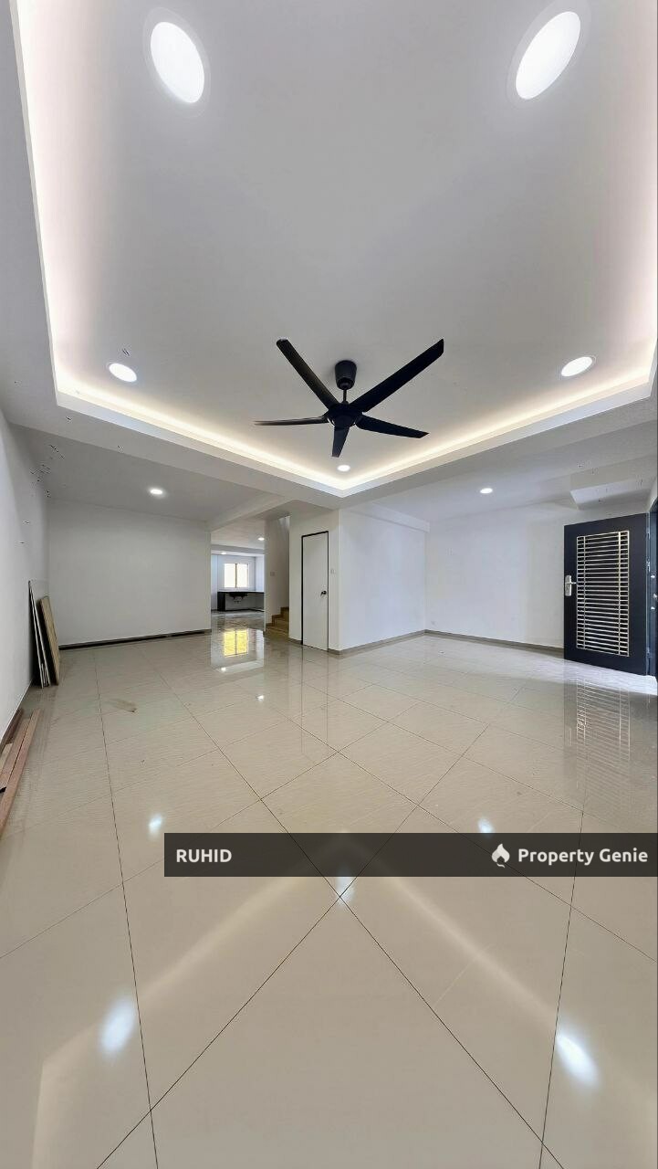 Taman Sri Putri, Kulai - (UNBLOCK VIEW) Double storey terrace house