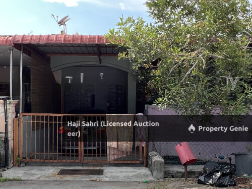 Sebuah Rumah Teres Satu Tingkat Unit Tengah yang telah Ditambah yang beralamat pos di NO. 15, JALAN PERMAI 2/2, TAMAN KERIAN PERMAI, 34200, PARIT BUNTAR, Perak.