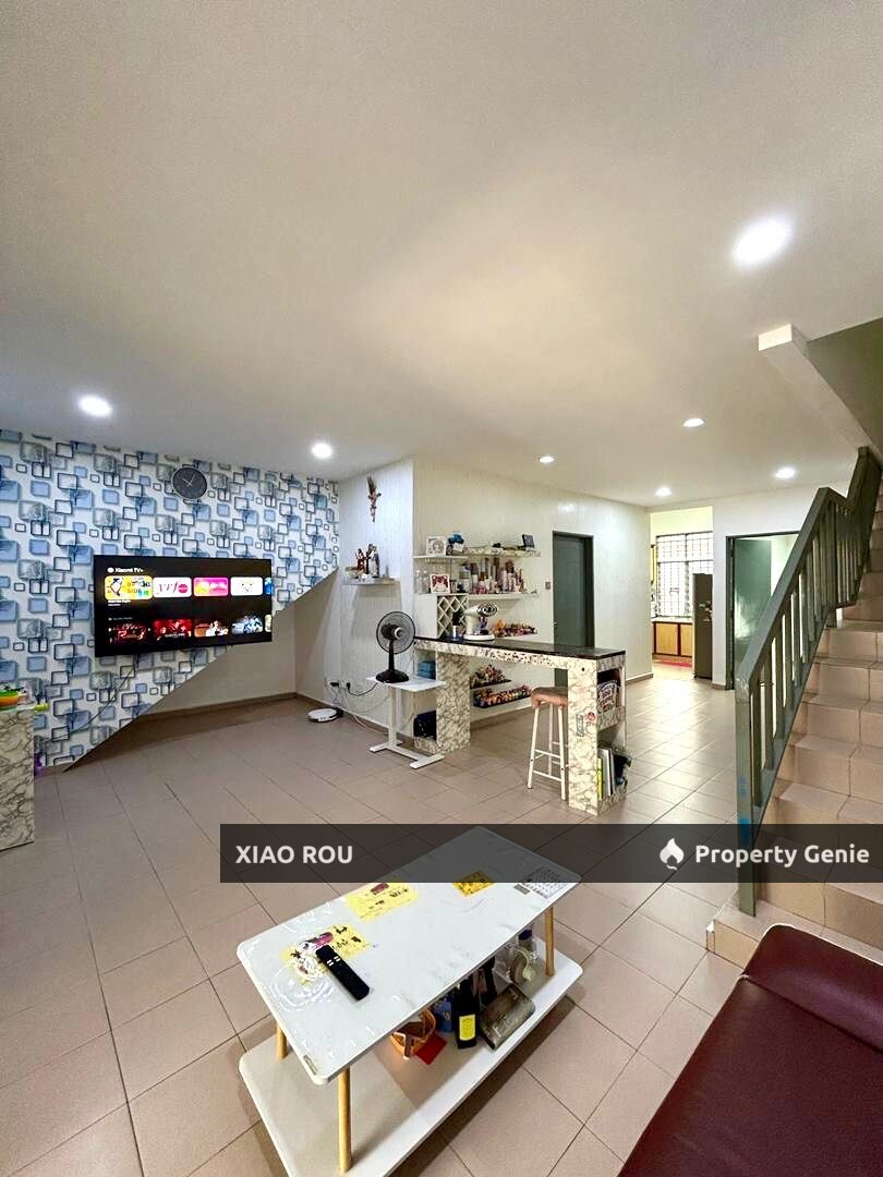 Bukit Cheng 1.5 Storey Ground Floor For Sale