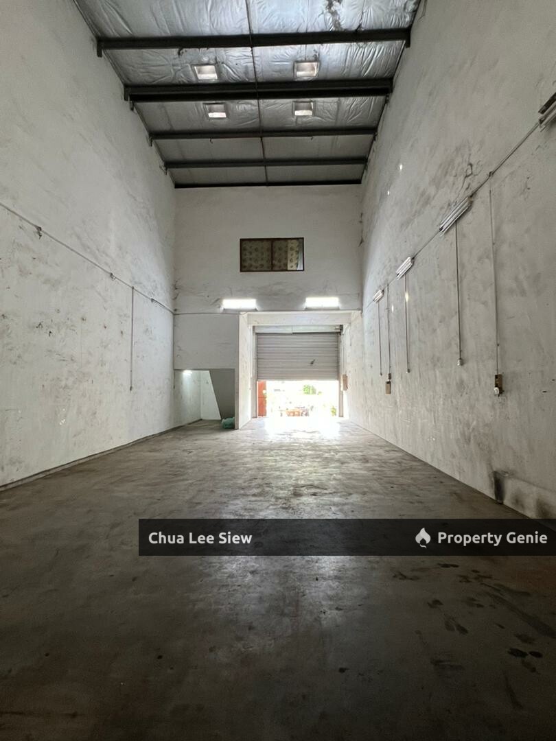 For RENT ✅ 1.5 Storey Factory 📍Taman Mount Asutin