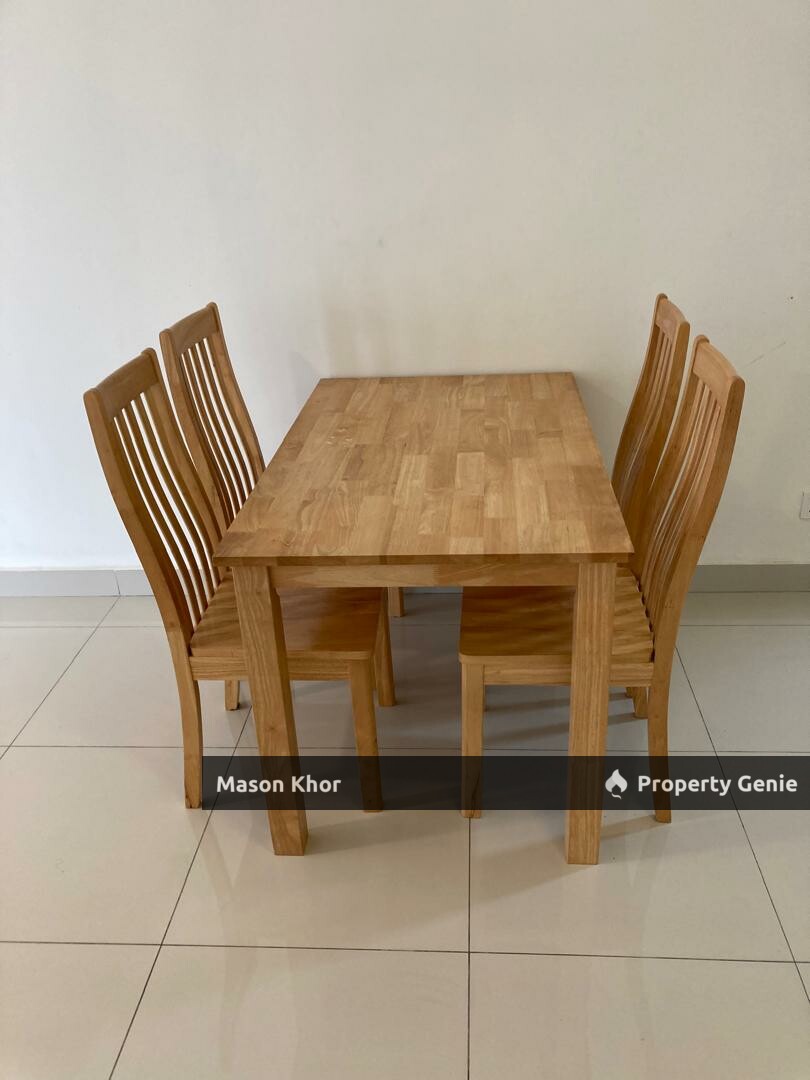 GARDENS VILLE CONDOMINIUM 1120sf FULLY FURNISHED SUNGAI ARA