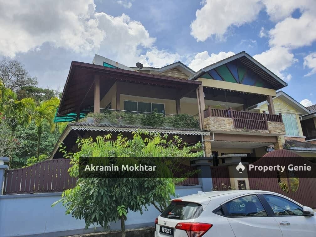CORNER LOT & FULLY RENOVATED |  Superlink 2.5 Storey Laman Oakleaf Bukit Antarabangsa