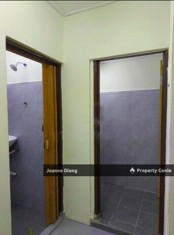 Sek 8 PJ Single Storey House