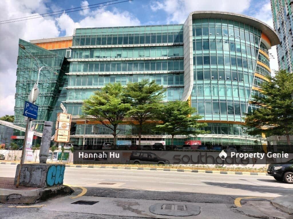 South Gate Chan Sau Lin Retail Lot