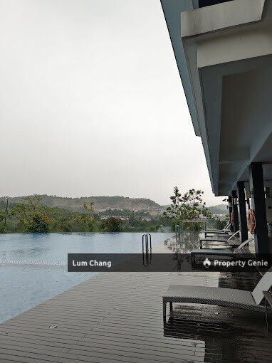 Latania @ Twin Palms Sungai Long